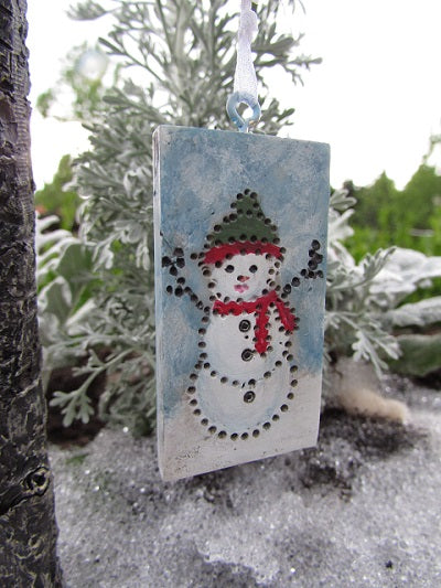 Hanging Snowman Sign Winter Holiday Fairy Garden Miniature: Dollhouse Accessories - Baby Feathers Gift Shop