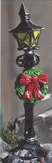  Street Lamp w/Wreath Winter Village Miniature: Fairy Garden Holiday Theme - Baby Feathers Gift Shop
