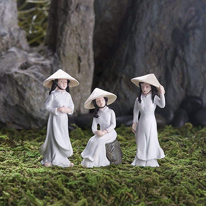vietnam fairy dress Vietnamese Ladies dressed in Traditional Áo Dài: Zen Garden Fairy Garden Miniatures