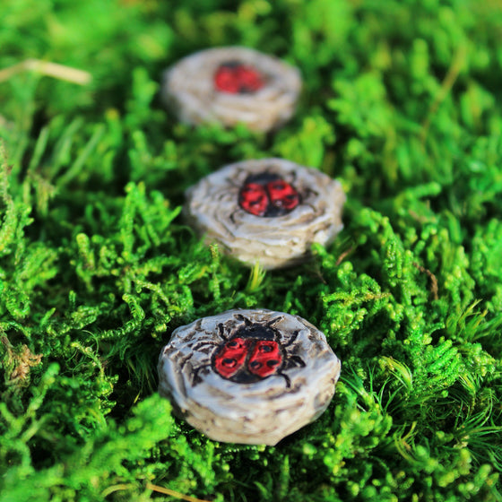 Ladybug Stepping Stones set of 3 Fairy Garden Landscaping - Baby Feathers Gift Shop