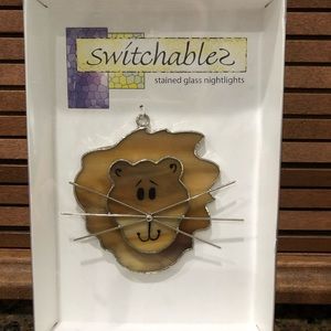 Lion Stained Glass Switchables Nightlight Cover; Ornament: Suncatcher - Baby Feathers Gift Shop